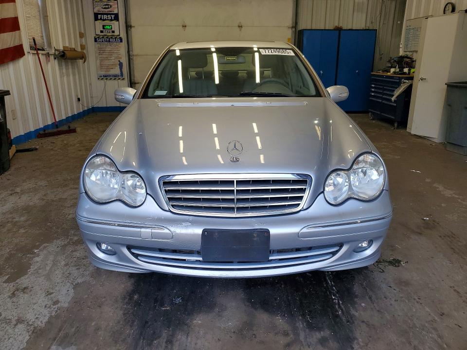 2007 Mercedes-benz C მანქანა იყიდება აუქციონზე, vin: WDBRF92H67F850640, აუქციონის ნომერი: 77249085