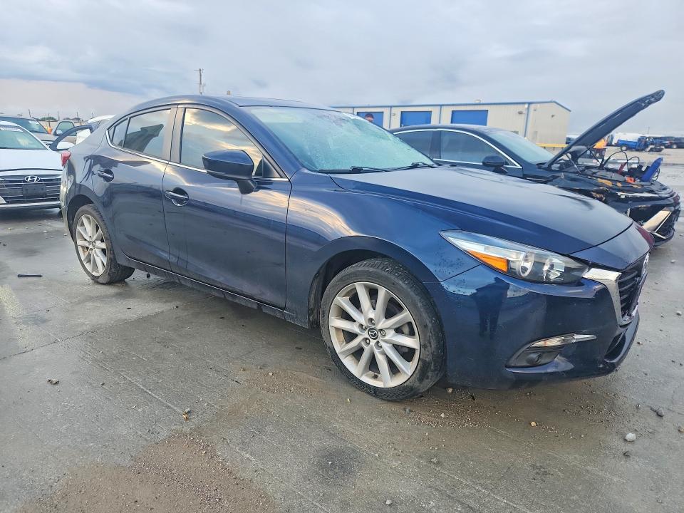 Продаж на аукціоні авто 2017 Mazda 3, vin: 3MZBN1W30HM132540, номер лоту: 60684736