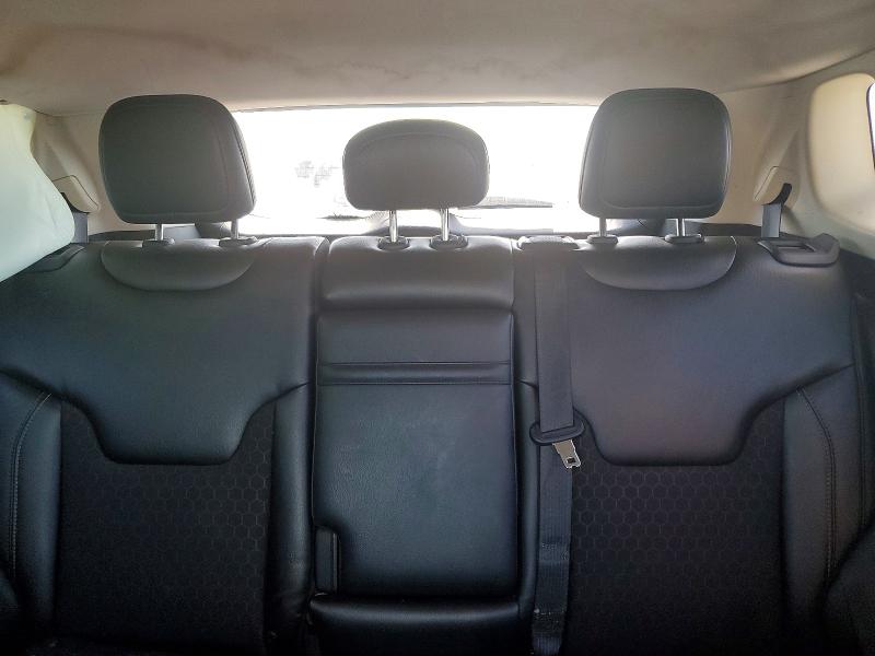62710166 :رقم المزاد ، 3C4NJCBB8JT293167 vin ، 2018 Jeep Compass مزاد بيع