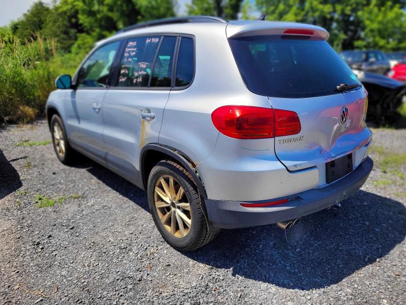 62058226 :رقم المزاد ، WVGJV3AX8DW584293 vin ، 2013 Volkswagen Tiguan مزاد بيع