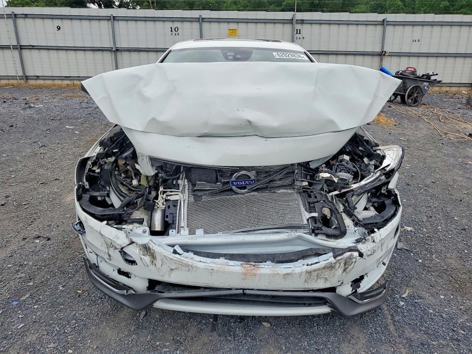 Продажа на аукционе авто 2015 Volvo S60, vin: YV1612TM4F2351258, номер лота: 62029836