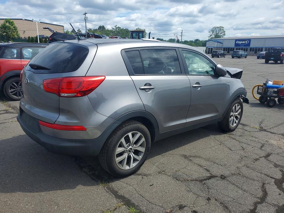 60737536 :رقم المزاد ، KNDPBCAC7G7872888 vin ، 2016 Kia Sportage مزاد بيع