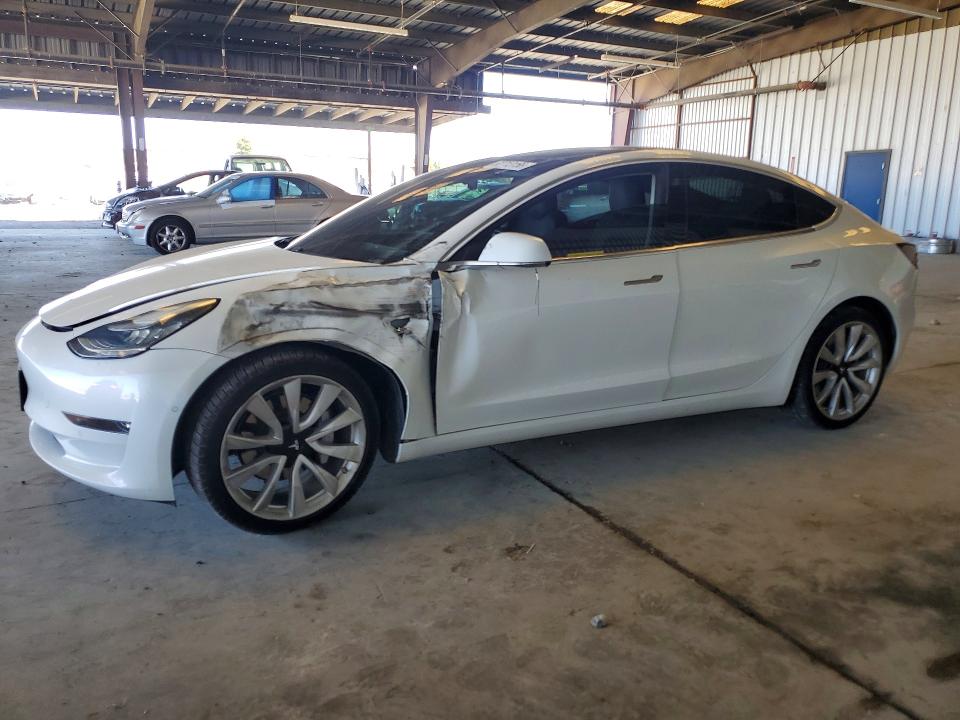 62713156 :رقم المزاد ، 5YJ3E1EB6JF134268 vin ، 2018 Tesla Model 3 مزاد بيع
