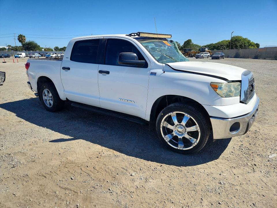 59829946 :رقم المزاد ، 5TFET54198X027133 vin ، 2008 Toyota Tundra مزاد بيع