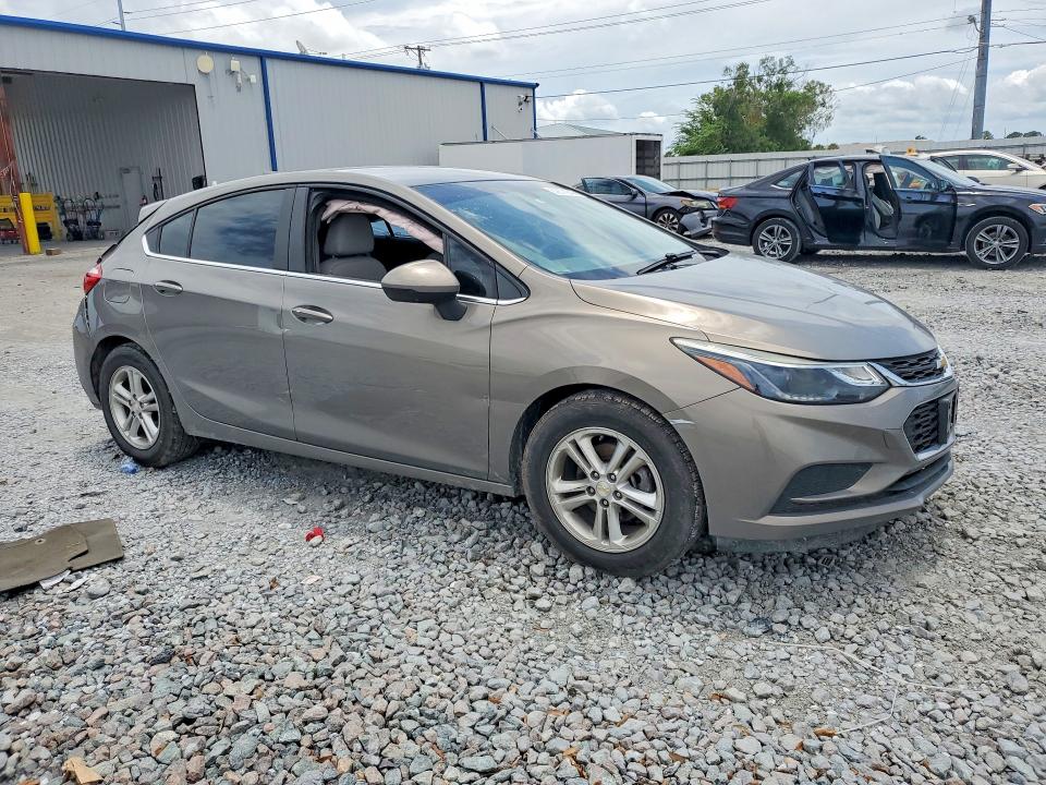 2017 Chevrolet Cruze მანქანა იყიდება აუქციონზე, vin: 3G1BE6SM9HS592508, აუქციონის ნომერი: 62874246
