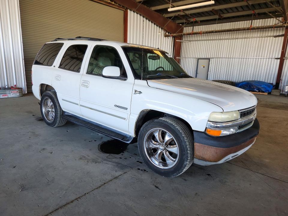 61538266 :رقم المزاد ، 1GNEC13Z92R235094 vin ، 2002 Chevrolet Tahoe مزاد بيع