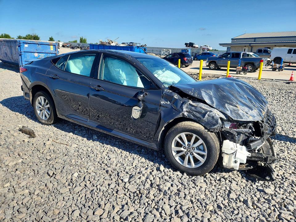2025 Toyota Camry მანქანა იყიდება აუქციონზე, vin: 4T1DAACK1SU613673, აუქციონის ნომერი: 60862236