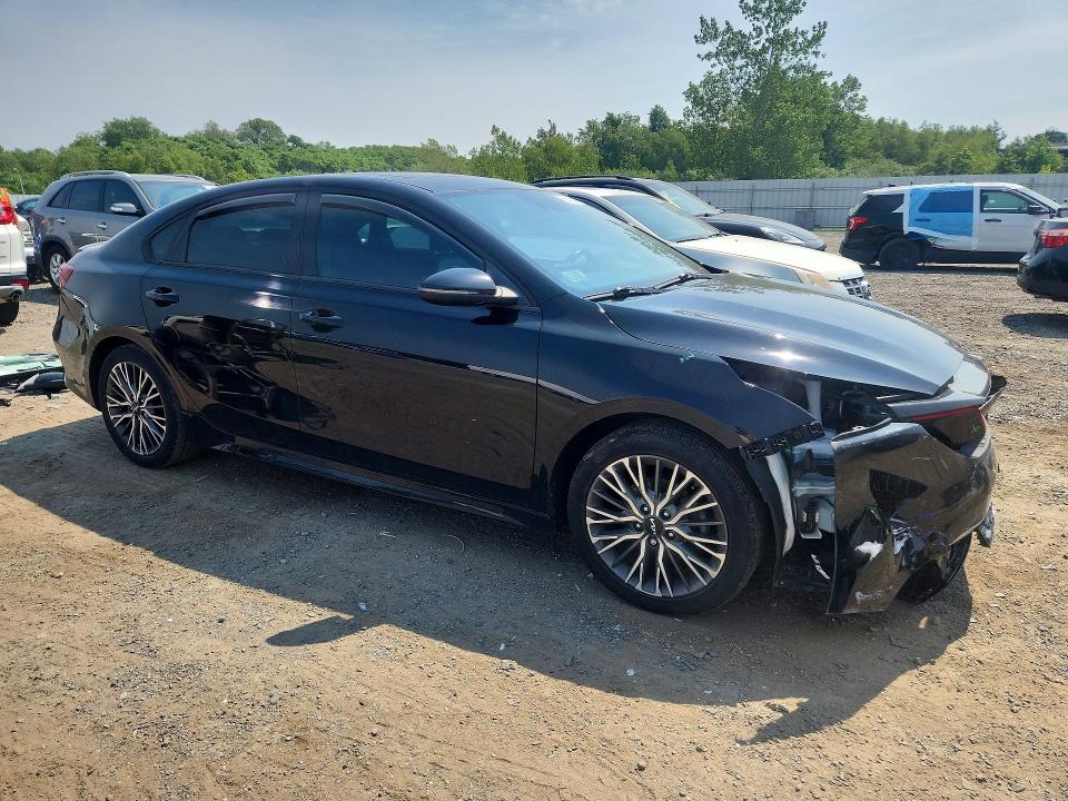 60418806 :رقم المزاد ، 3KPF54ADXPE557553 vin ، 2023 Kia Forte مزاد بيع