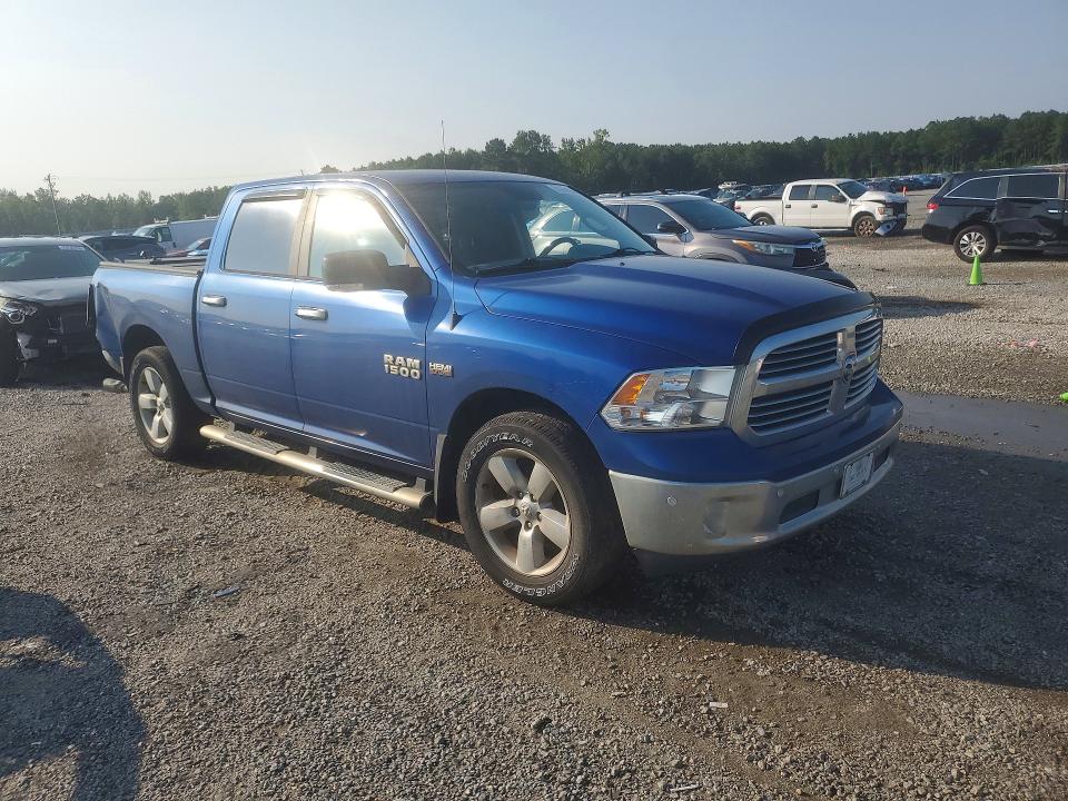 62960896 :رقم المزاد ، 1C6RR6LT4JS105661 vin ، 2018 Ram 1500 مزاد بيع