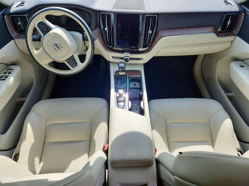 59155096 :رقم المزاد ، YV4102DK4M1759730 vin ، 2021 Volvo Xc60 مزاد بيع