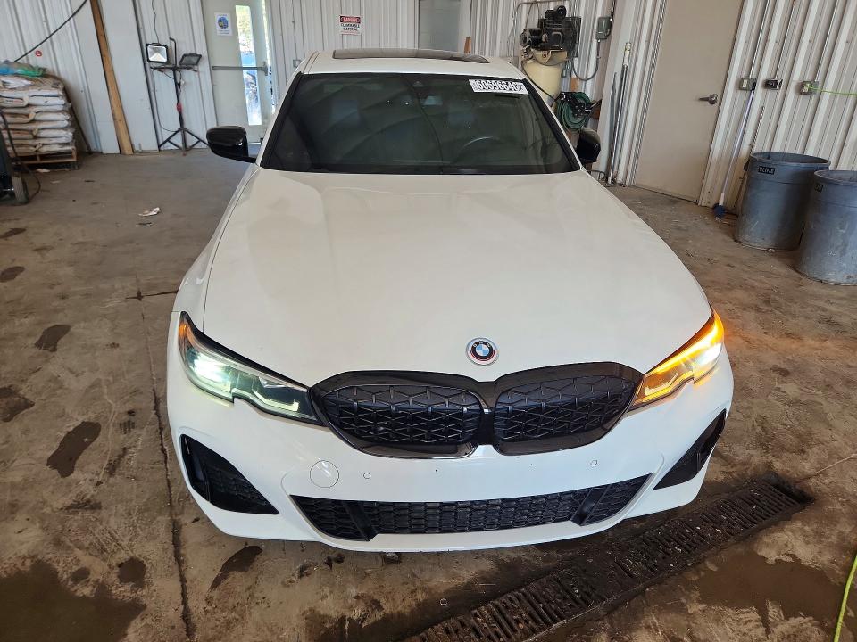 60696646 :رقم المزاد ، 3MW5U9J0XM8B61011 vin ، 2021 Bmw M340xi مزاد بيع