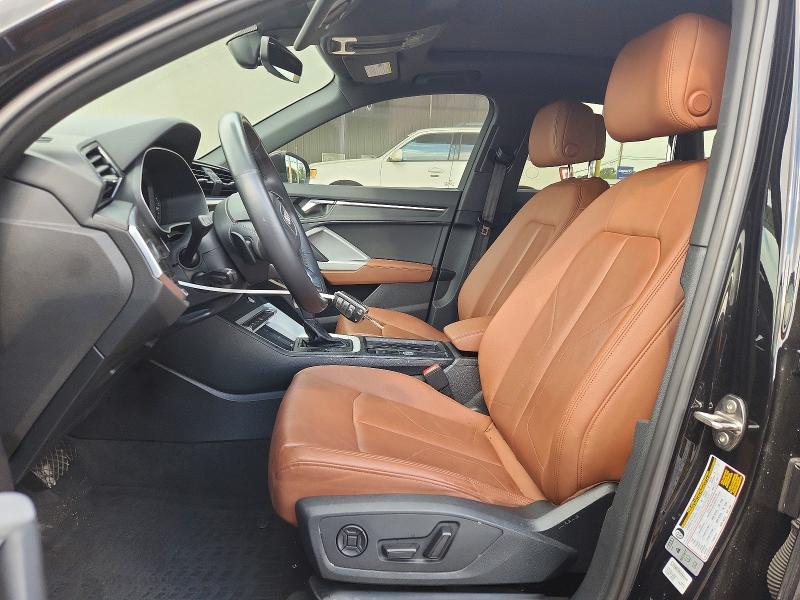 85623085 :رقم المزاد ، WA1DECF3XN1139067 vin ، 2022 Audi Q3 مزاد بيع