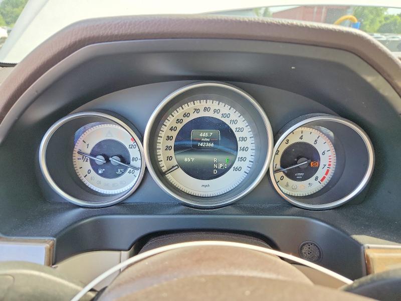 61973126 :رقم المزاد ، WDDHF8JB4EB073230 vin ، 2014 Mercedes-benz E مزاد بيع