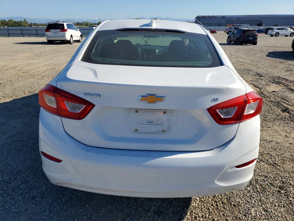 Продажа на аукционе авто 2017 Chevrolet Cruze, vin: 1G1BE5SM6H7100882, номер лота: 60386526