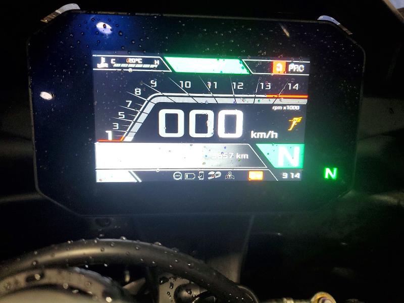 62233256 :رقم المزاد ، ZD4KYUA01NS000399 vin ، 2022 Aprilia Rsv4 مزاد بيع