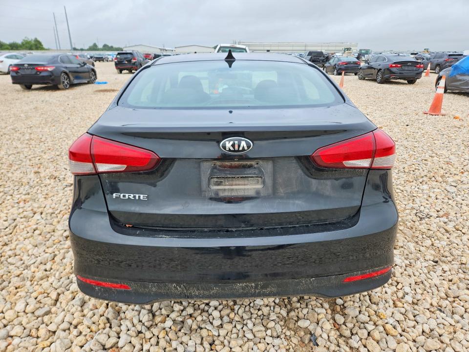 2017 Kia Forte მანქანა იყიდება აუქციონზე, vin: 3KPFL4A71HE099421, აუქციონის ნომერი: 61031226