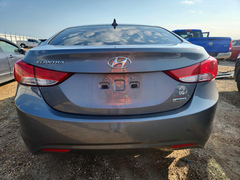 Продажа на аукционе авто 2013 Hyundai Elantra, vin: 5NPDH4AE8DH156839, номер лота: 63042416