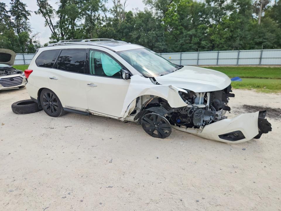 2017 Nissan Pathfinder მანქანა იყიდება აუქციონზე, vin: 5N1DR2MNXHC697272, აუქციონის ნომერი: 63176486