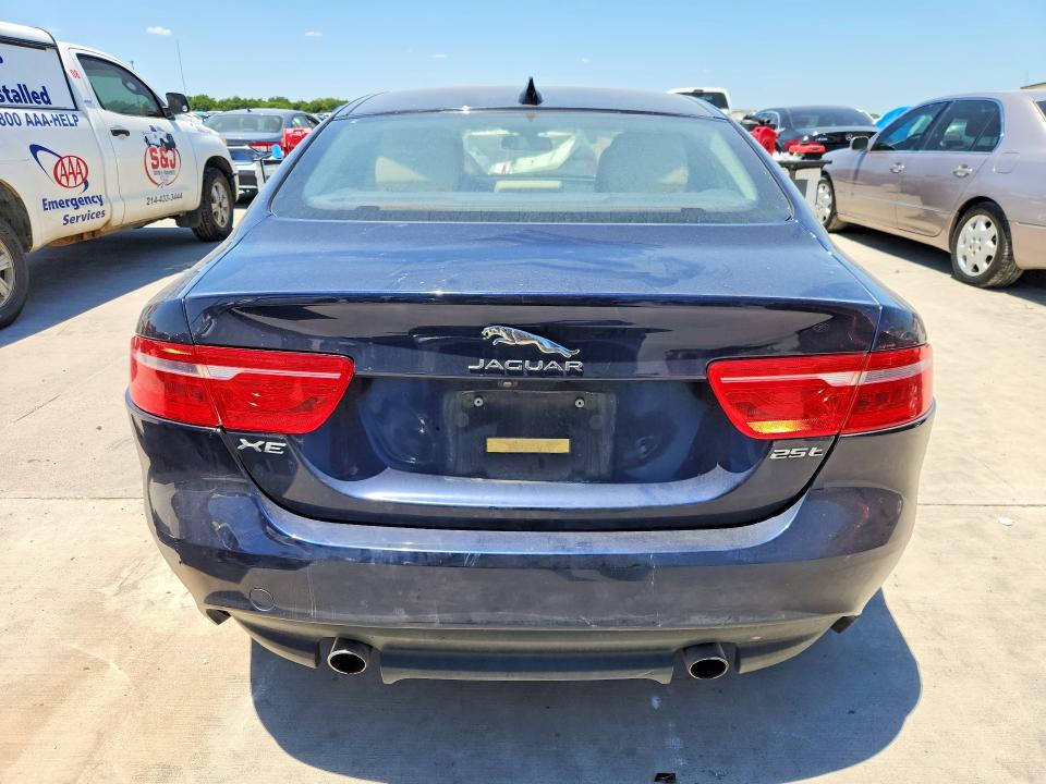 62762036 :رقم المزاد ، SAJAE4BG7HA968787 vin ، 2017 Jaguar Xe مزاد بيع