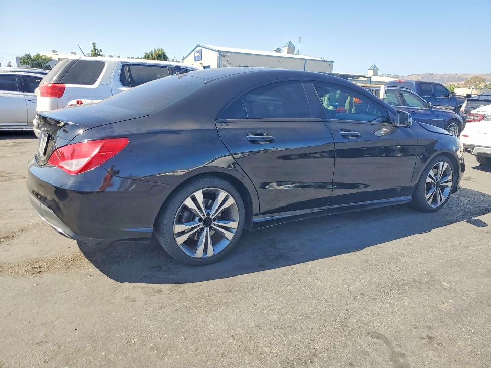 2018 Mercedes-benz Cla მანქანა იყიდება აუქციონზე, vin: WDDSJ4EB4JN510420, აუქციონის ნომერი: 61321966
