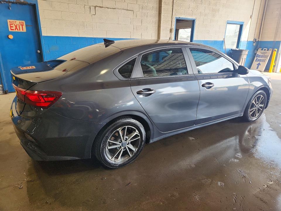 Продажа на аукционе авто 2023 Kia Forte, vin: 3KPF24AD8PE555289, номер лота: 62815256