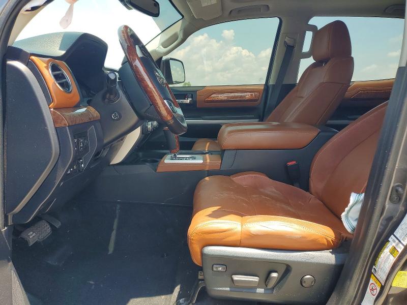 Продажа на аукционе авто 2018 Toyota Tundra, vin: 5TFAY5F16JX717313, номер лота: 85614005