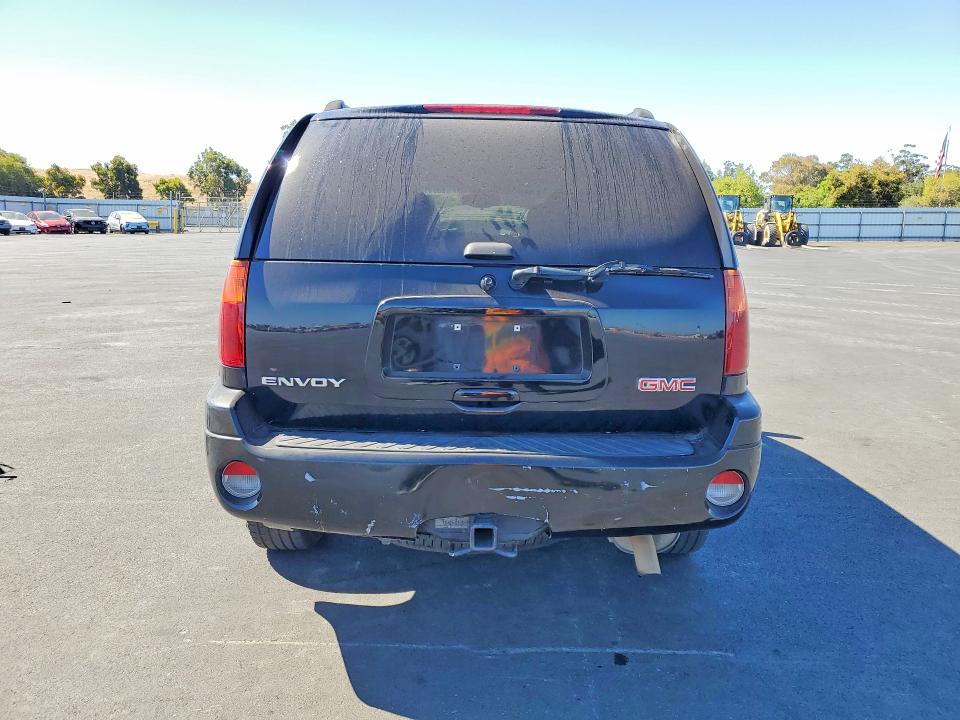 63021286 :رقم المزاد ، 1GKDS13S362332224 vin ، 2006 Gmc Envoy مزاد بيع