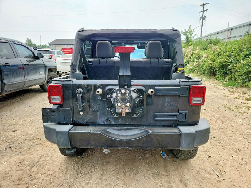 Продаж на аукціоні авто 2018 Jeep Wrangler Unlimited, vin: 1C4BJWDG8JL912584, номер лоту: 62685456