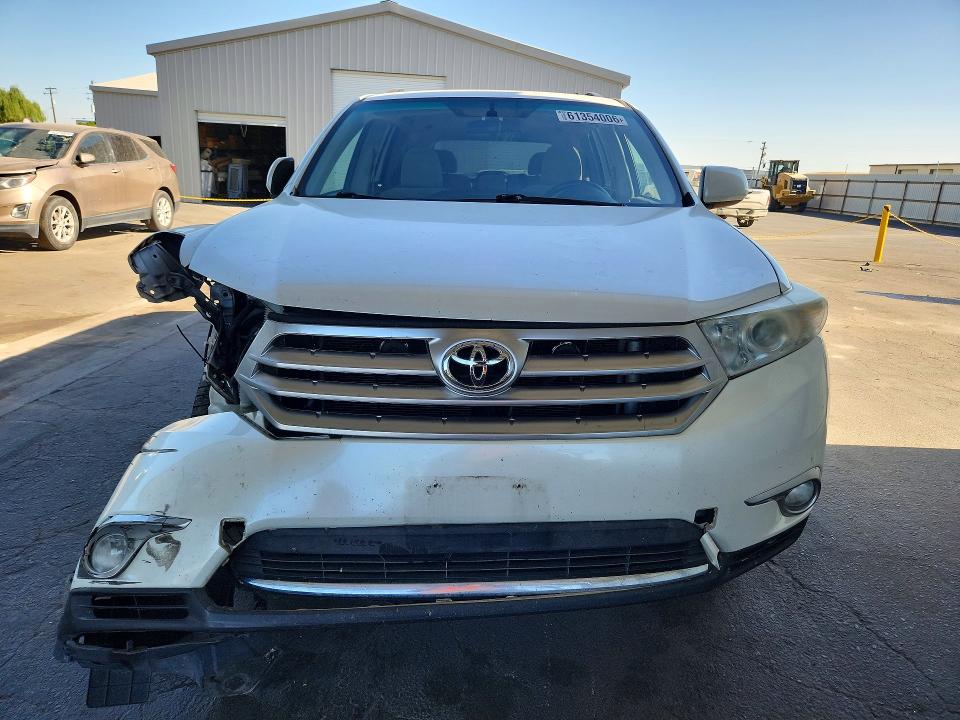 Продажа на аукционе авто 2012 Toyota Highlander, vin: 5TDZK3EH2CS076581, номер лота: 61354006