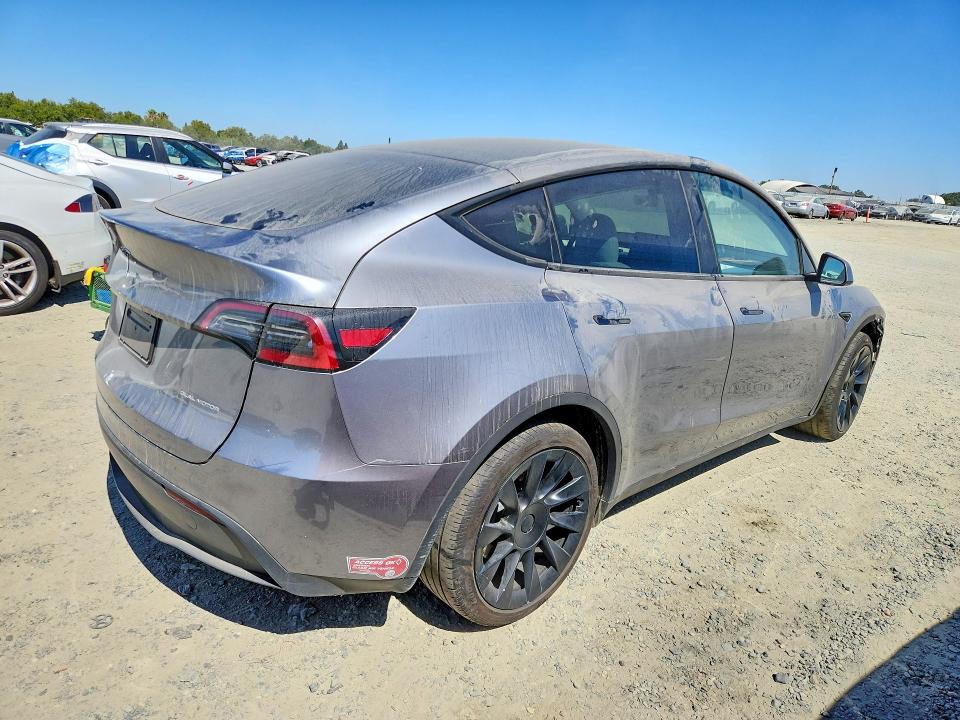 Продаж на аукціоні авто 2025 Tesla Model Y, vin: 7SAYGAEE6SF219870, номер лоту: 60609296