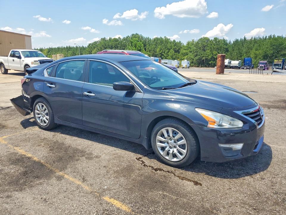 60384196 :رقم المزاد ، 1N4AL3AP3FN329348 vin ، 2015 Nissan Altima مزاد بيع