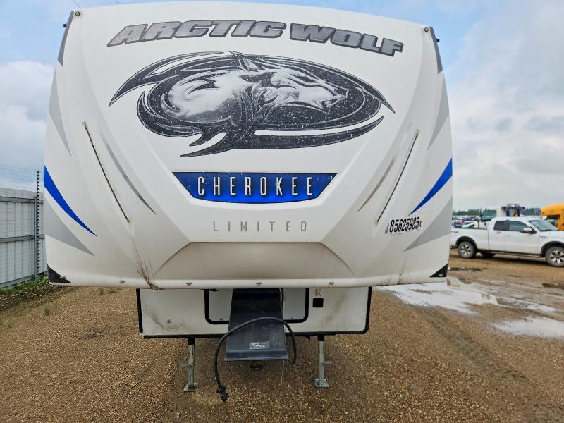 85625985 :رقم المزاد ، 5ZT3CKPB0K2703482 vin ، 2019 Forest River Arcticwolf مزاد بيع