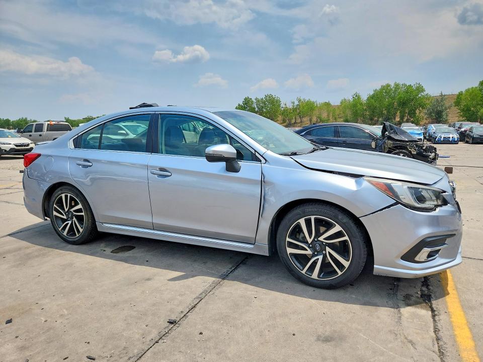 59730596 :رقم المزاد ، 4S3BNAR60J3019008 vin ، 2018 Subaru Legacy مزاد بيع