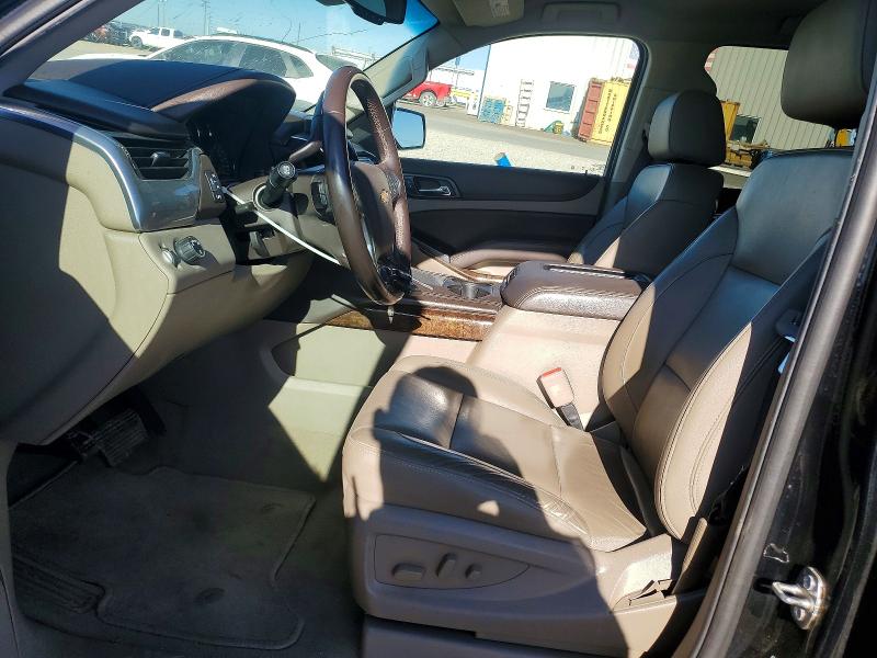 61781736 :رقم المزاد ، 1GNSCBKC7LR118590 vin ، 2020 Chevrolet Tahoe مزاد بيع