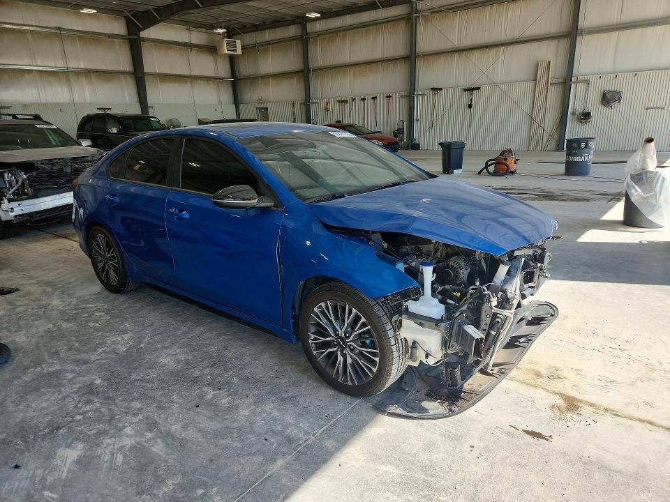 60977136 :رقم المزاد ، 3KPF54AD4RE703805 vin ، 2024 Kia Forte مزاد بيع