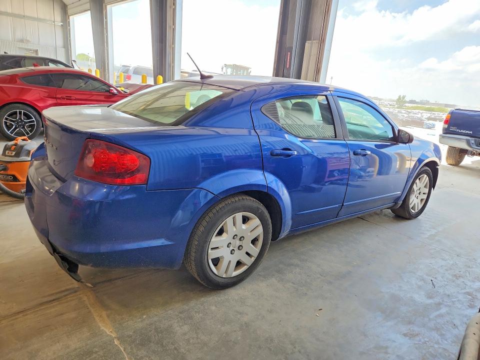 60981946 :رقم المزاد ، 1C3CDZAB7DN773261 vin ، 2013 Dodge Avenger مزاد بيع