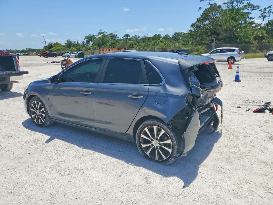 2018 Hyundai Elantra Gt მანქანა იყიდება აუქციონზე, vin: KMHH35LE4JU014682, აუქციონის ნომერი: 61494606