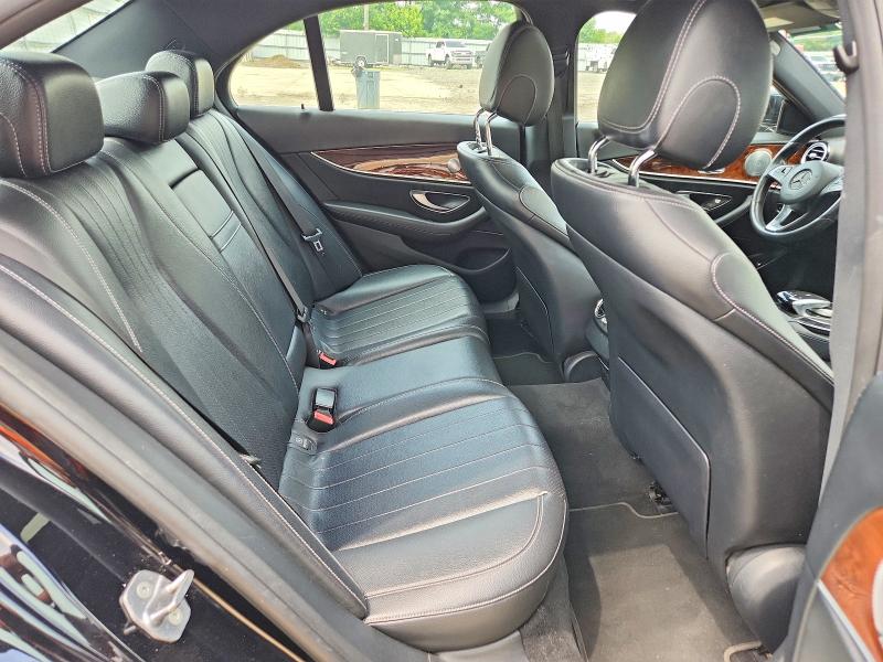 62074456 :رقم المزاد ، WDDZF4KB7HA022956 vin ، 2017 Mercedes-benz E مزاد بيع