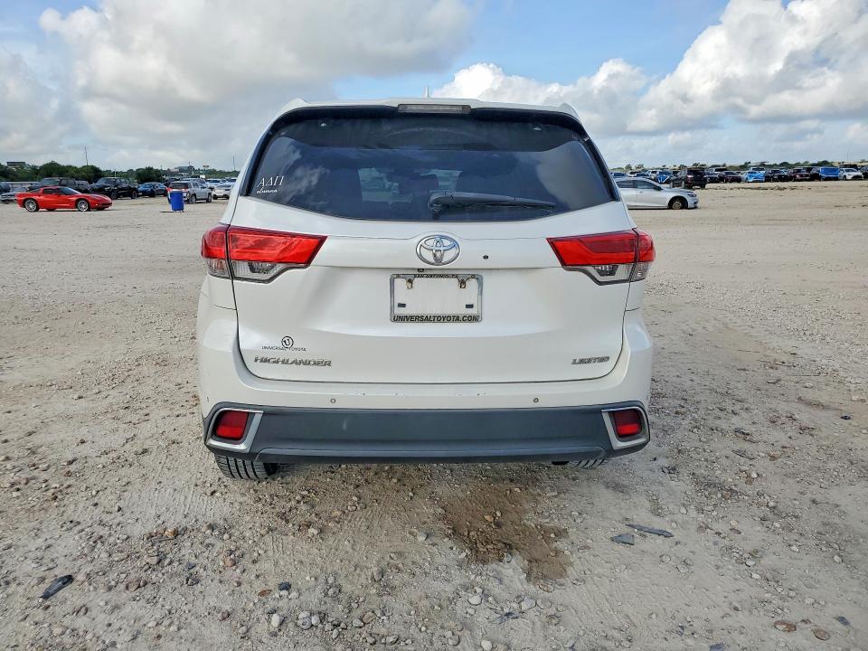 59705426 :رقم المزاد ، 5TDYZRFH8HS192030 vin ، 2017 Toyota Highlander مزاد بيع