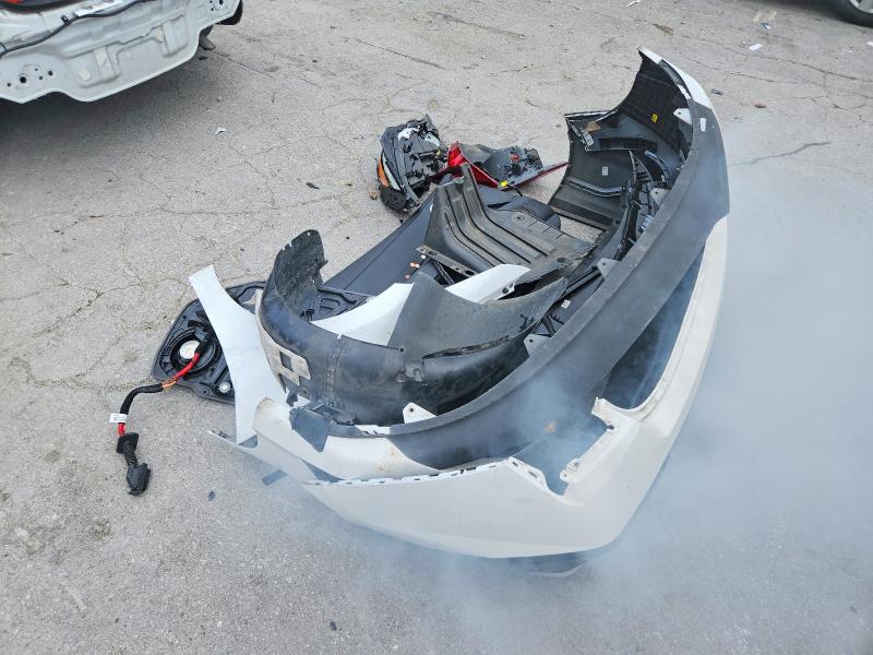 60847986 :رقم المزاد ، KMHLM4DGXRU647880 vin ، 2024 Hyundai Elantra مزاد بيع