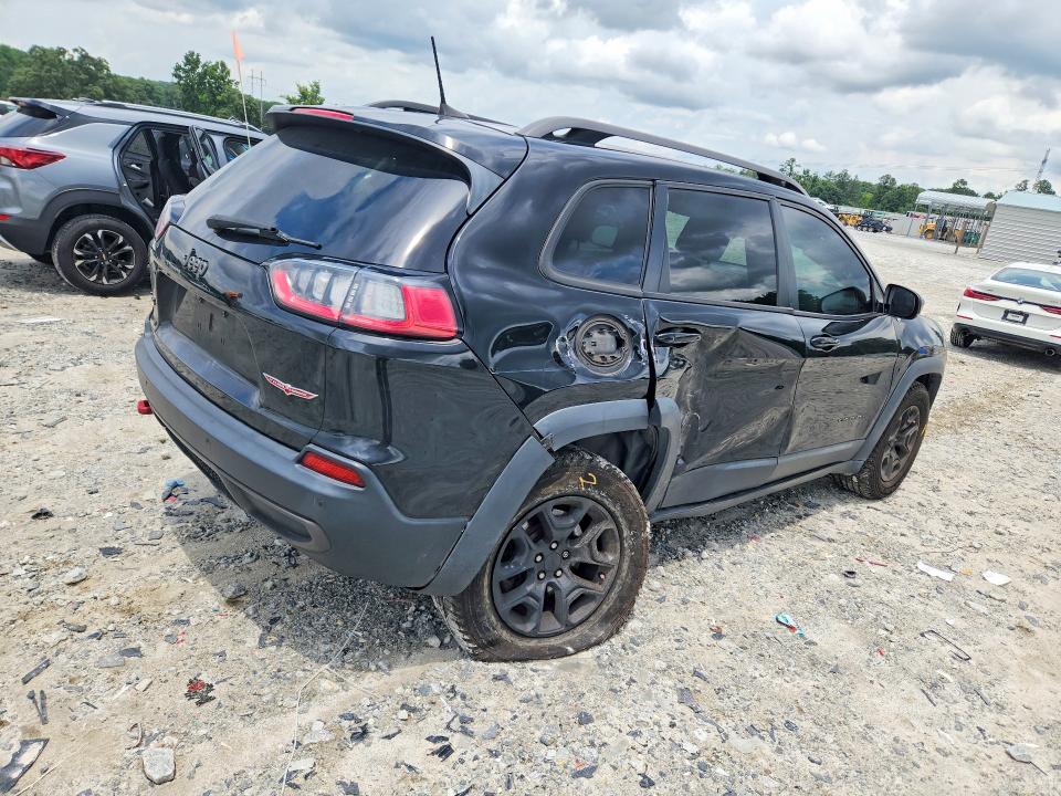 61060116 :رقم المزاد ، 1C4PJMBX0KD288532 vin ، 2019 Jeep Cherokee مزاد بيع