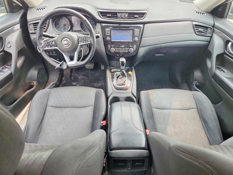 Продаж на аукціоні авто 2017 Nissan Rogue, vin: 5N1AT2MV5HC880213, номер лоту: 61380566