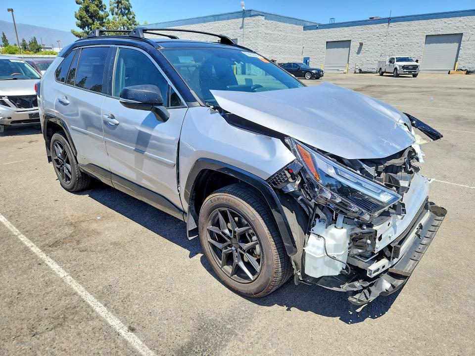 Продаж на аукціоні авто 2024 Toyota Rav4, vin: 4T3E6RFV9RU154744, номер лоту: 63250326