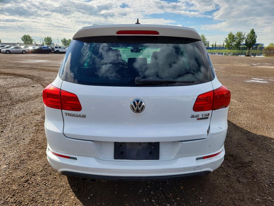 59698626 :رقم المزاد ، WVGJV7AX1GW500794 vin ، 2016 Volkswagen Tiguan مزاد بيع