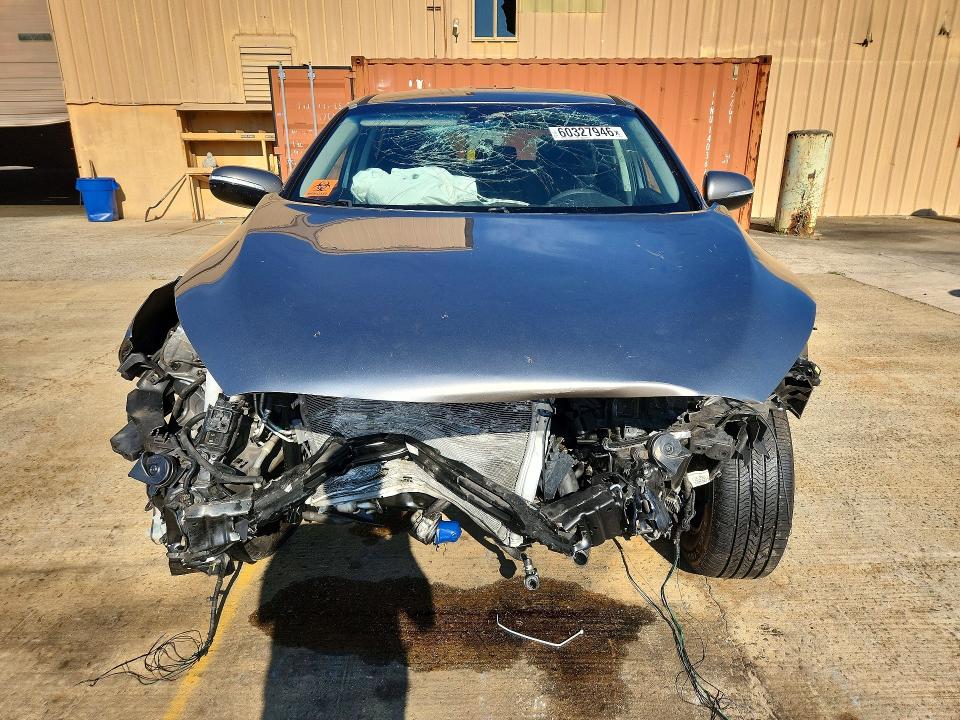 60327946 :رقم المزاد ، 5XYPG4A39KG531012 vin ، 2019 Kia Sorento مزاد بيع
