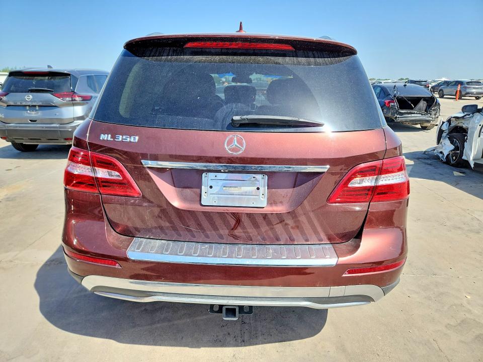 2013 Mercedes-benz Ml მანქანა იყიდება აუქციონზე, vin: 4JGDA5JB8DA136366, აუქციონის ნომერი: 61648306