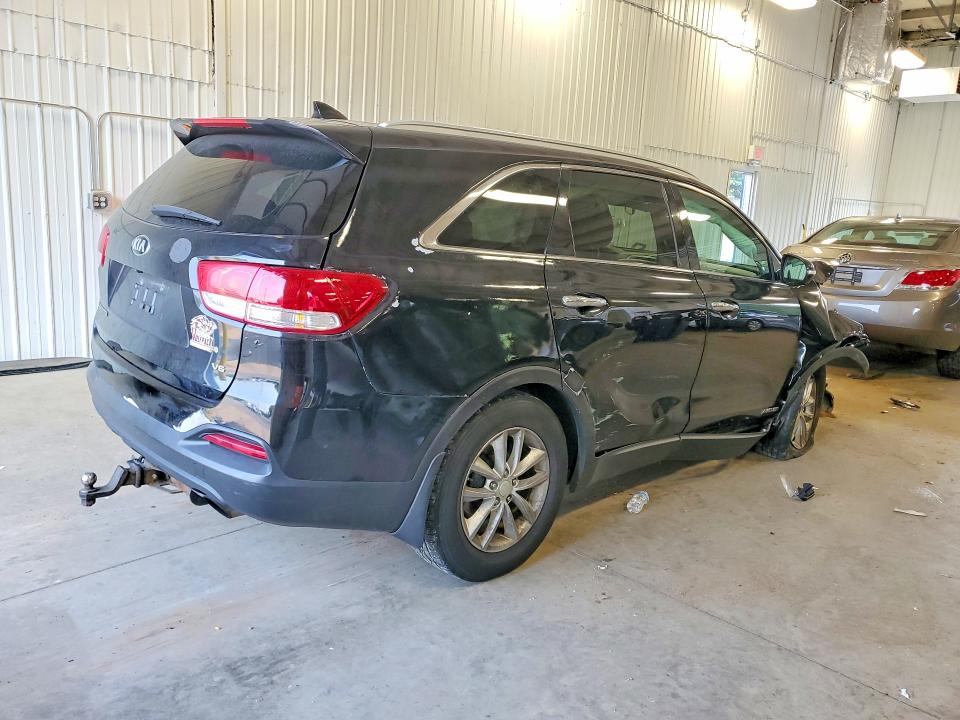2016 Kia Sorento მანქანა იყიდება აუქციონზე, vin: 5XYPGDA56GG081778, აუქციონის ნომერი: 62912696
