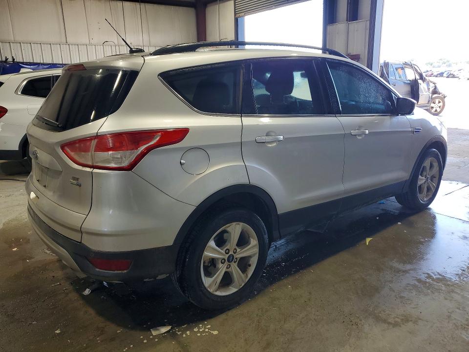 59185246 :رقم المزاد ، 1FMCU9GX9FUC43974 vin ، 2015 Ford Escape مزاد بيع
