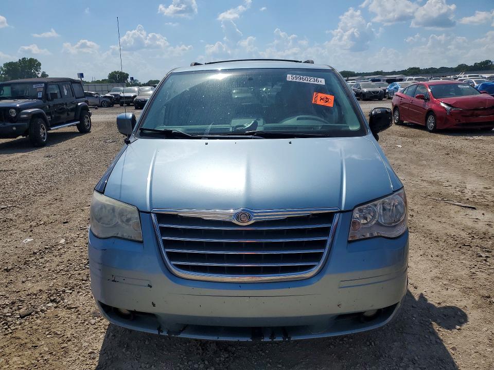 59960236 :رقم المزاد ، 2A4RR5DX2AR194730 vin ، 2010 Chrysler Town & Country مزاد بيع