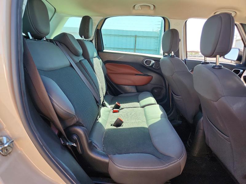 61249536 :رقم المزاد ، ZFBCFADH2EZ009161 vin ، 2014 Fiat 500l مزاد بيع